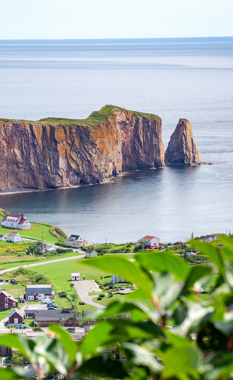 Gaspesie iles de la madeleine Regions Quebec